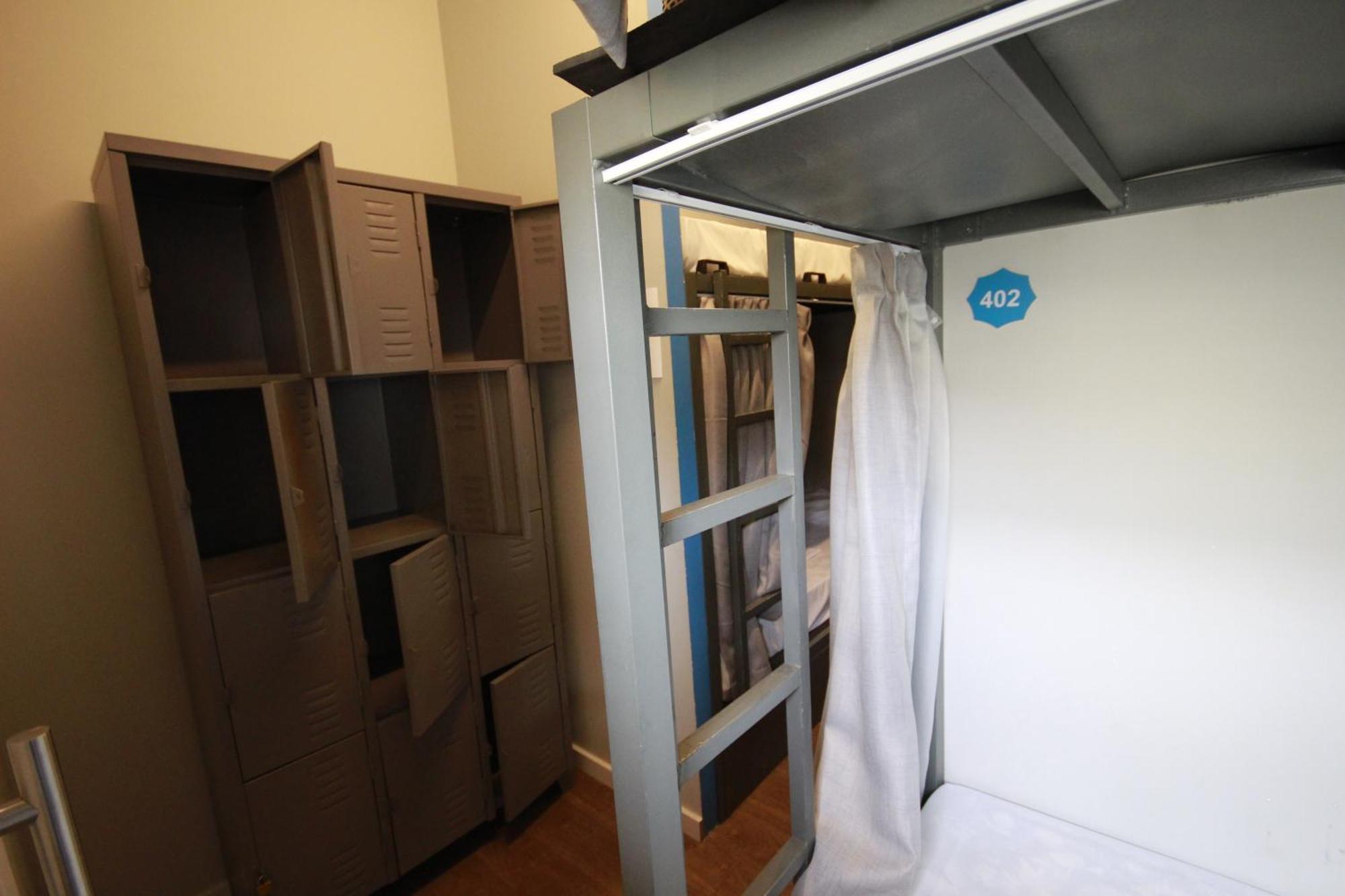 011 Albergue *